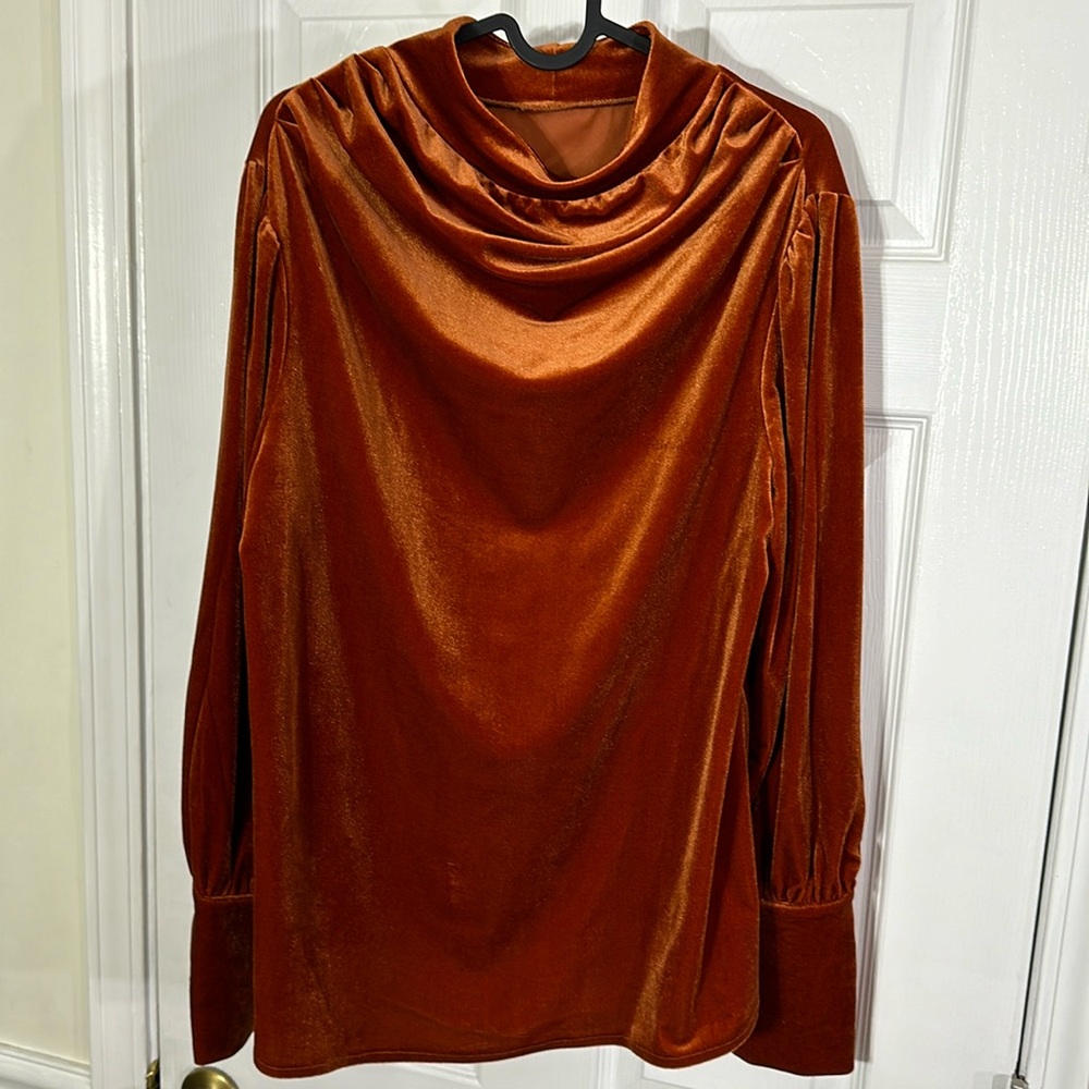 Women’s orange, rust long sleeve shirt from SHEIN.  Size large.